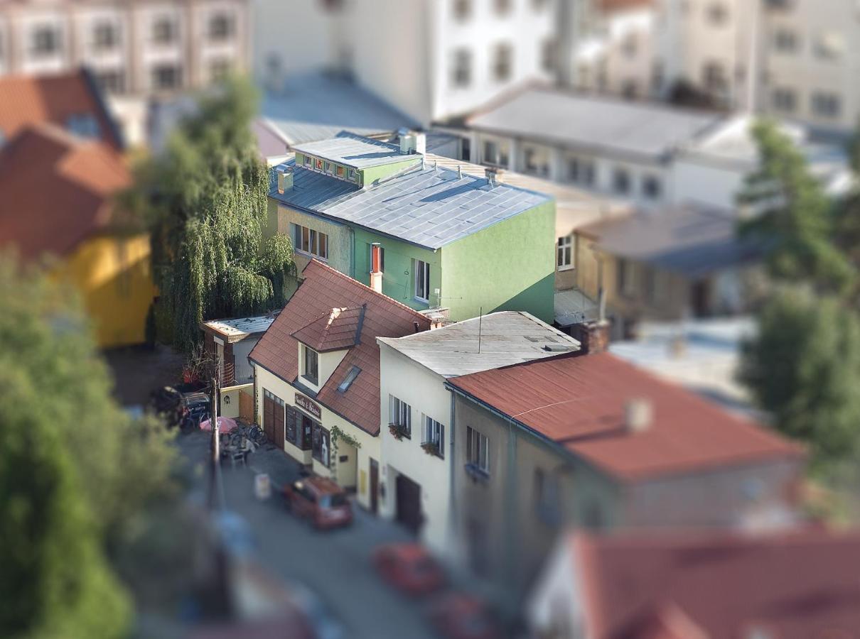 Penzion U Vinoteky Нимбурк Екстер'єр фото